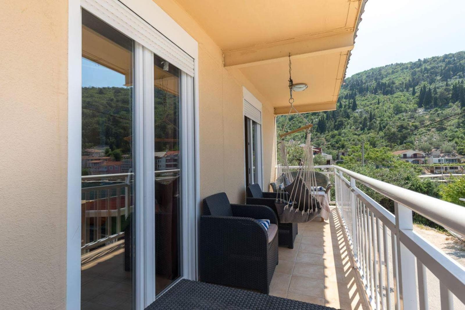 Apartment Casa Topic Blace Exterior photo